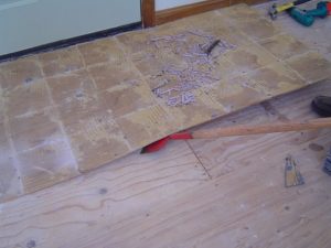 How to remove ceramic tile