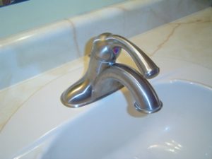 How to install a new faucet